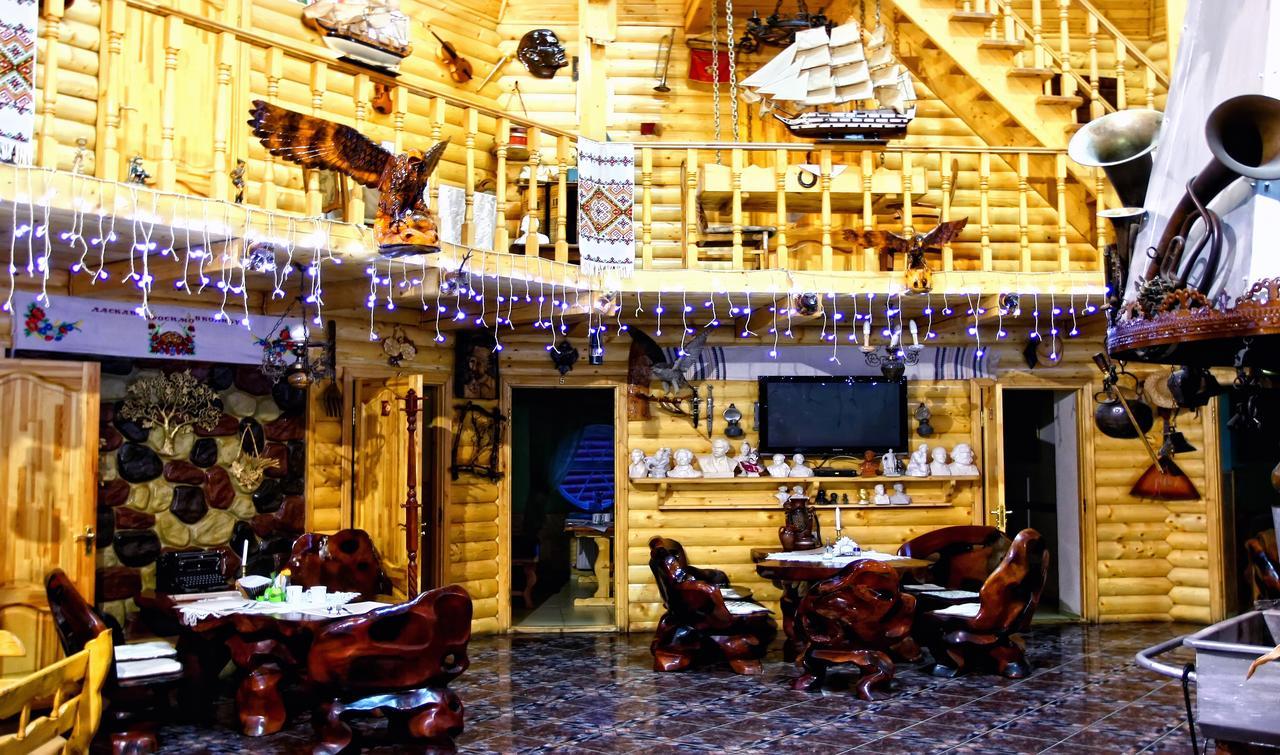 Perlyna Podillyа Hotel Sataniv Buitenkant foto