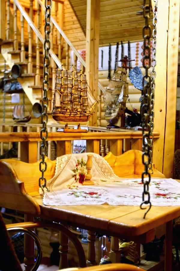 Perlyna Podillyа Hotel Sataniv Buitenkant foto