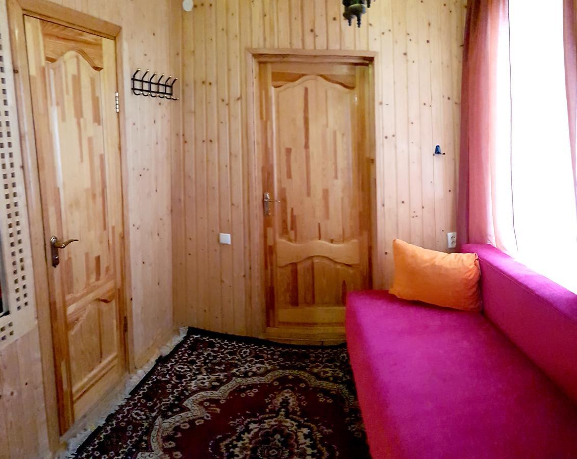 Perlyna Podillyа Hotel Sataniv Buitenkant foto