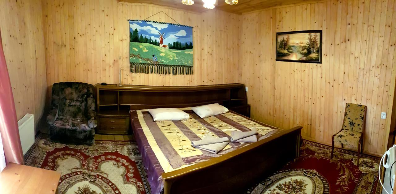 Perlyna Podillyа Hotel Sataniv Buitenkant foto